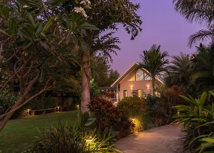Saffronstays Eden - 3Br Vineyard-Side Pool Villa With Jacuzzi, Farm Dining, Stargazing Deck & Lawns For Celebrations Nashik